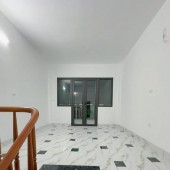 Nhà Đep Hai Thoáng Khu Vực Tiềm Năng Trong Nay Mai 
Tam Trinh 36m2 / 4 Tầng 4.2 tỷ Hoàng Mai Hà Nội